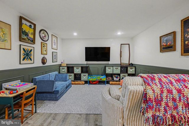 9120 SUMMER PARK DR, Parkville, MD 21234