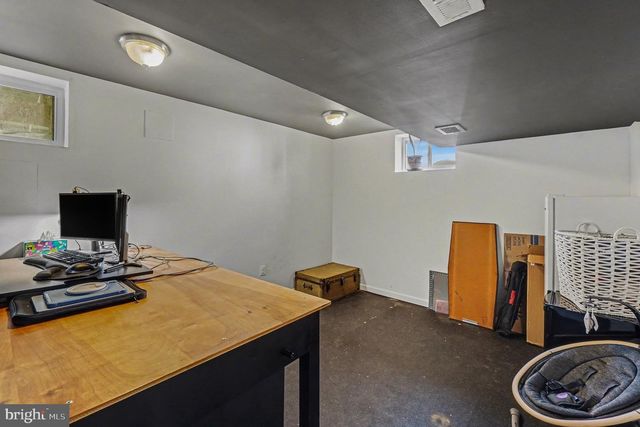 9120 SUMMER PARK DR, Parkville, MD 21234