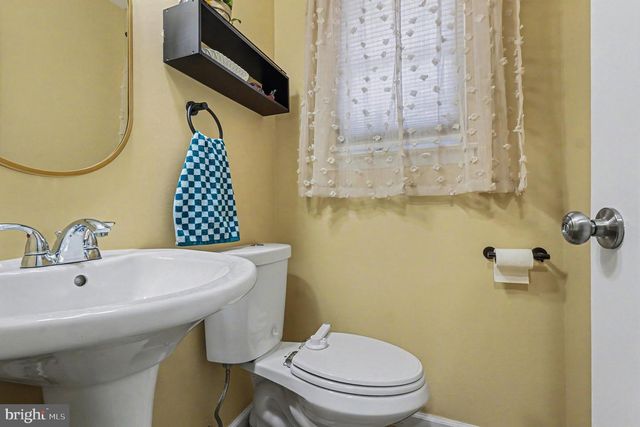 9120 SUMMER PARK DR, Parkville, MD 21234