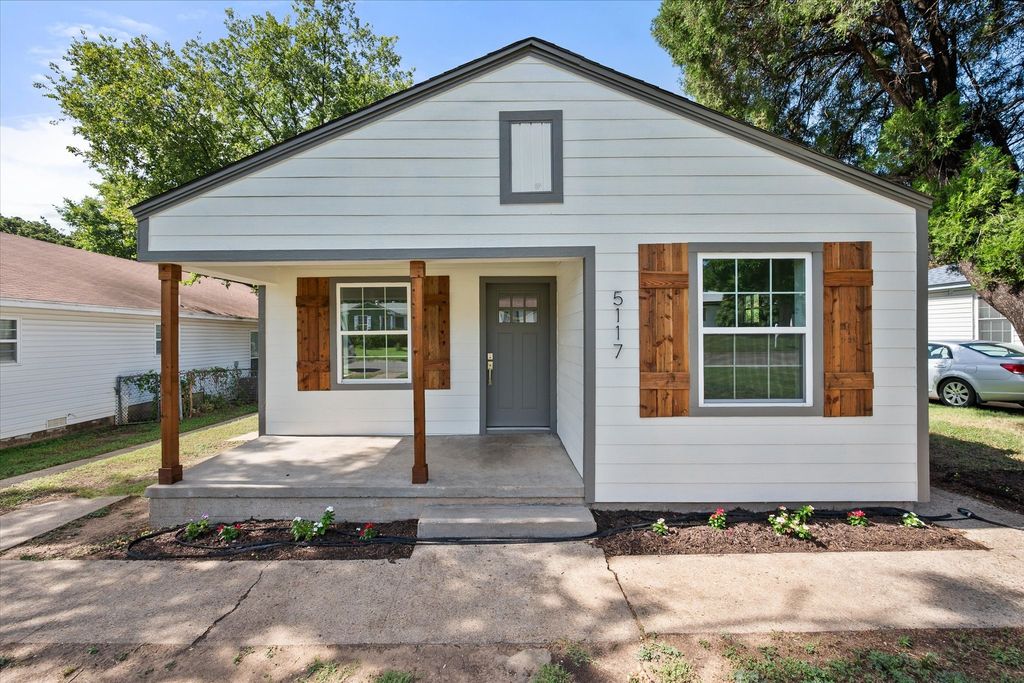 5117 Almena Road, River Oaks, TX 76114
