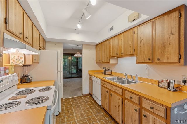 8708 East Patrol Road, Lysander, NY 13027