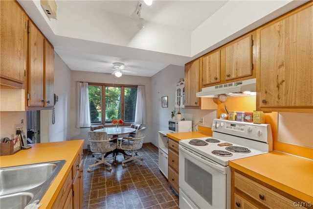 8708 East Patrol Road, Lysander, NY 13027