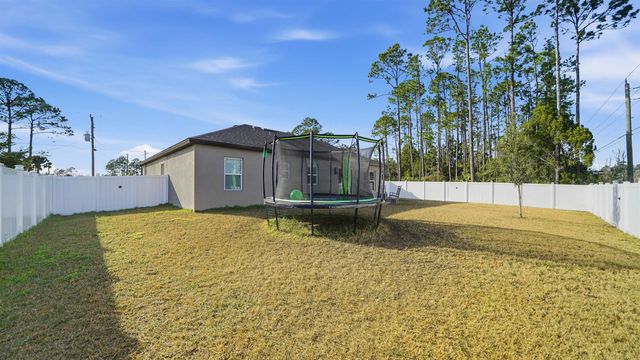 65 Raintree Pl, Palm Coast, FL 32164