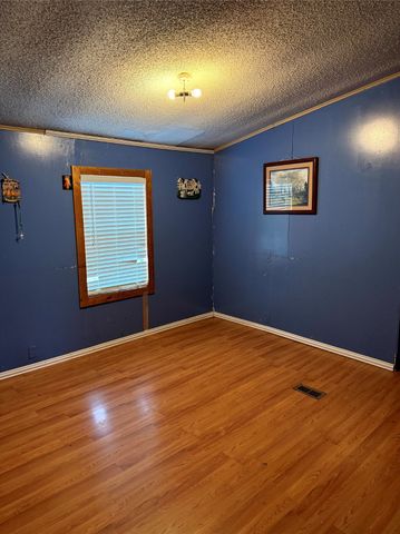 1047 John Wayne Road, Kaufman, TX 75142