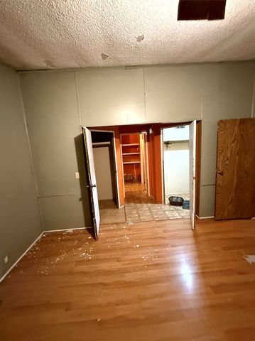 1047 John Wayne Road, Kaufman, TX 75142