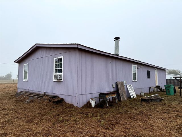 1047 John Wayne Road, Kaufman, TX 75142