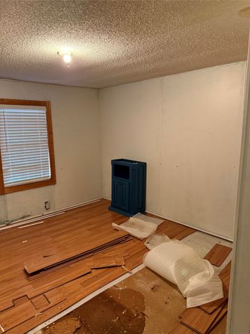 1047 John Wayne Road, Kaufman, TX 75142