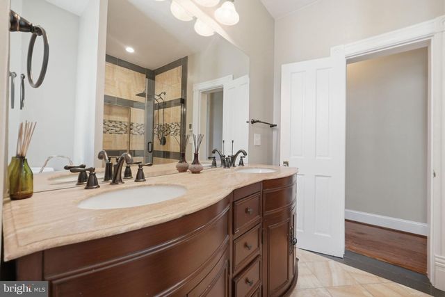 126 SEATON PL NW, Washington, DC 20001