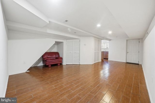 126 SEATON PL NW, Washington, DC 20001