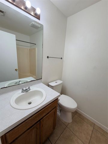 105 Axis Deer TRL A, Hutto, TX 78634