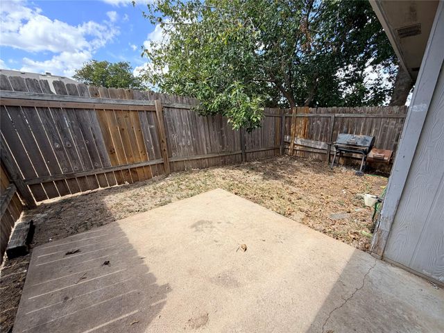 105 Axis Deer TRL A, Hutto, TX 78634