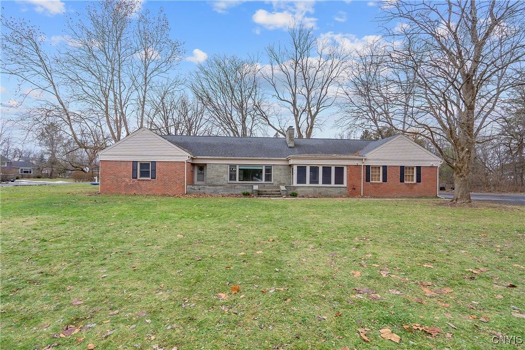 4985 Fayetteville Manlius Road, Manlius, NY 13104