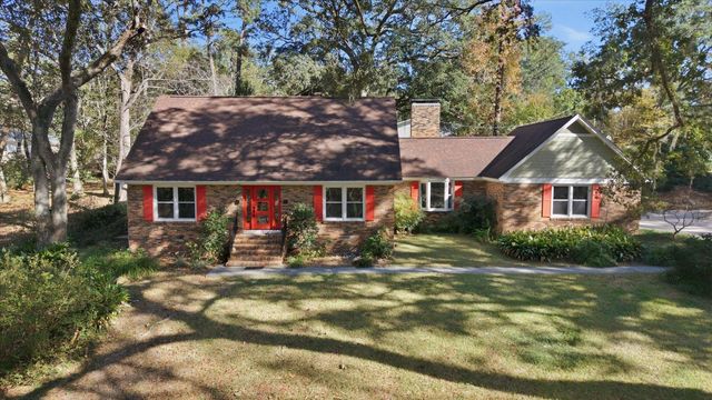 602 Middlebrooks Circle, Tallahassee, FL 32312