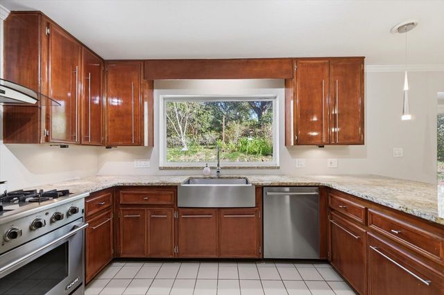 602 Middlebrooks Circle, Tallahassee, FL 32312