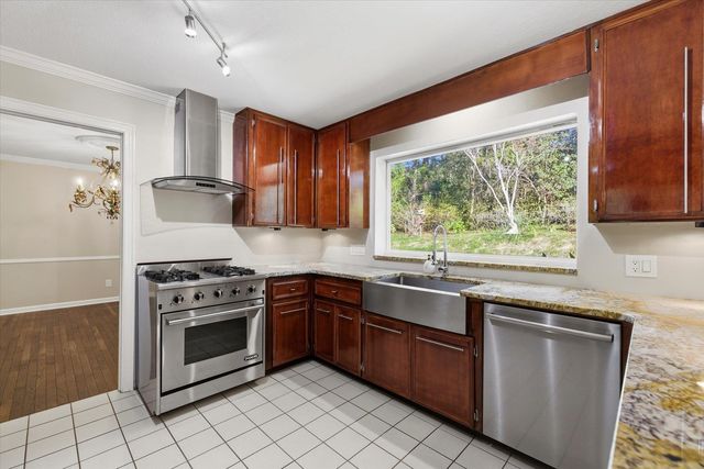 602 Middlebrooks Circle, Tallahassee, FL 32312