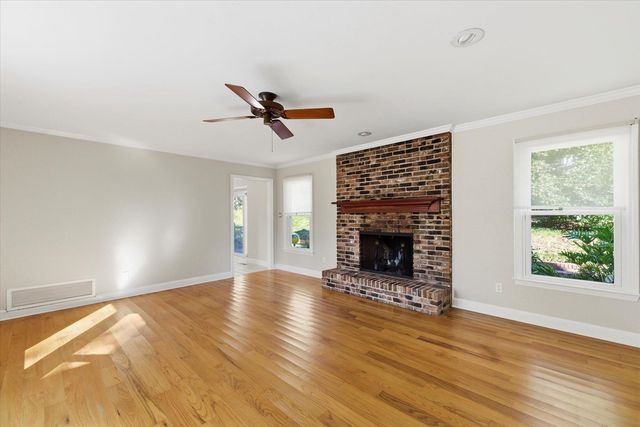 602 Middlebrooks Circle, Tallahassee, FL 32312