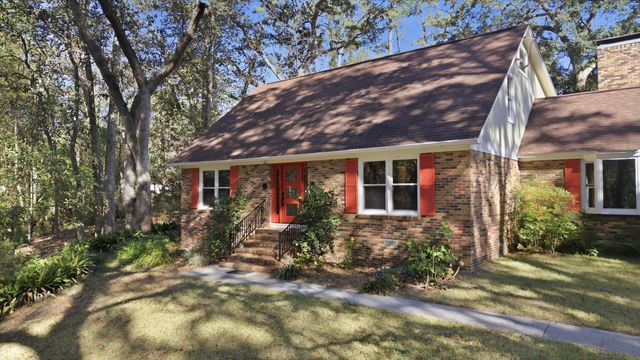 602 Middlebrooks Circle, Tallahassee, FL 32312