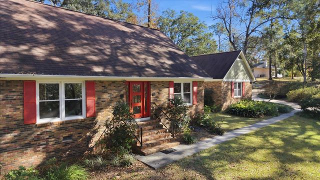 602 Middlebrooks Circle, Tallahassee, FL 32312