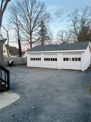 288 Pontiac Avenue, Cranston, RI 02910