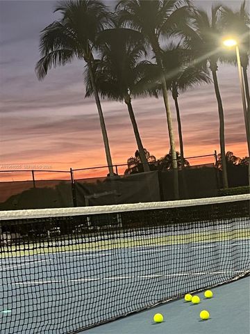 5033 Prairie Dunes Village Cir 5033, Lake Worth, FL 33463