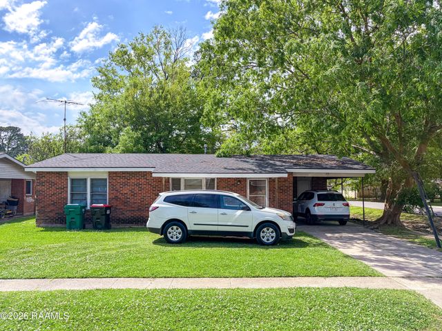 300 Doc Duhon Street, Lafayette, LA 70501