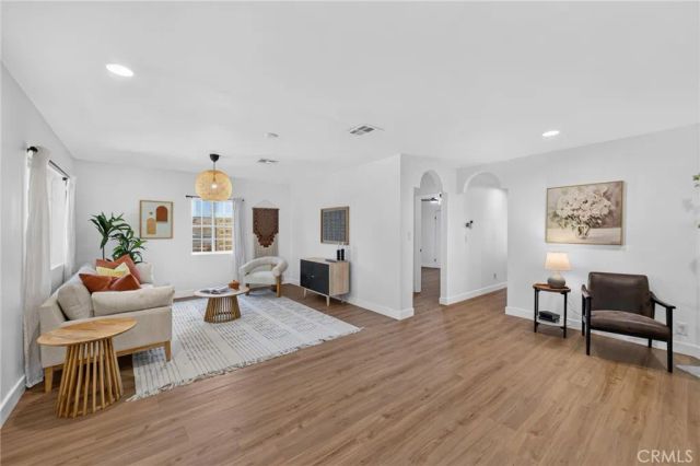 722 Royce St., Altadena, CA 91001
