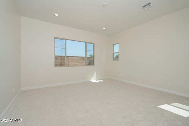 1254 E PENEDES Drive, Gilbert, AZ 85298