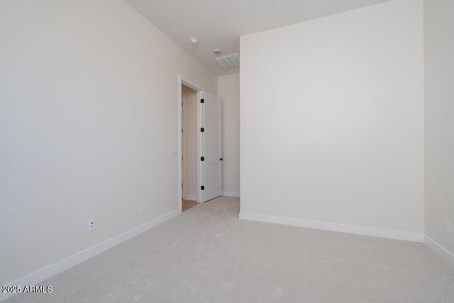 1254 E PENEDES Drive, Gilbert, AZ 85298