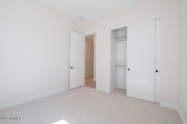 1254 E PENEDES Drive, Gilbert, AZ 85298