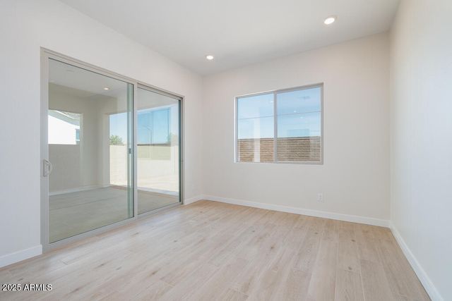 1254 E PENEDES Drive, Gilbert, AZ 85298