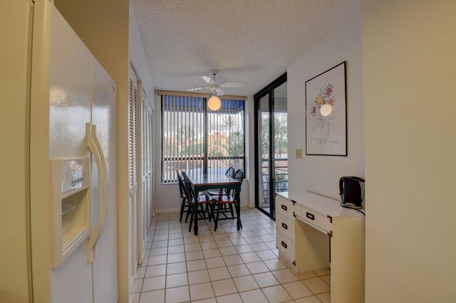 7194 Promenade Drive 202, Boca Raton, FL 33433