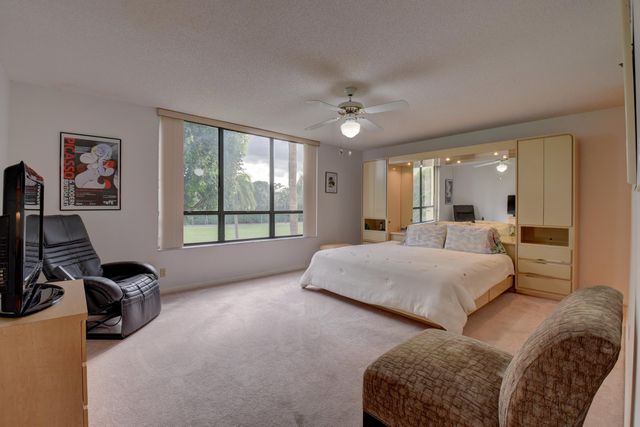 7194 Promenade Drive 202, Boca Raton, FL 33433