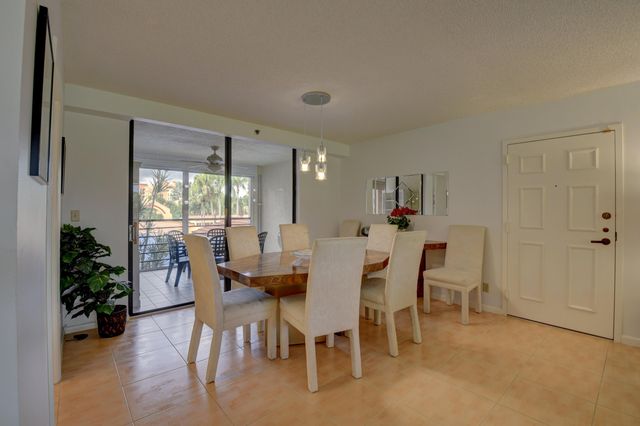 7194 Promenade Drive 202, Boca Raton, FL 33433