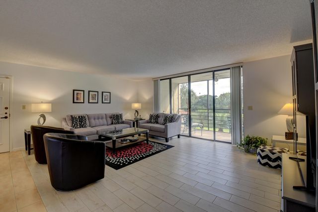 7194 Promenade Drive 202, Boca Raton, FL 33433