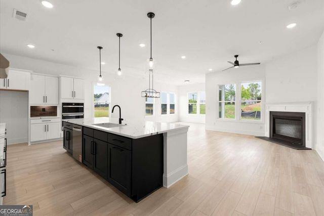 283 Vinca Circle NW, Kennesaw, GA 30144