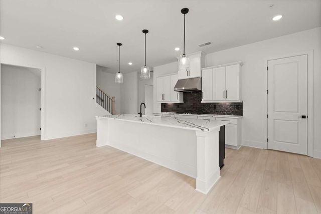 283 Vinca Circle NW, Kennesaw, GA 30144