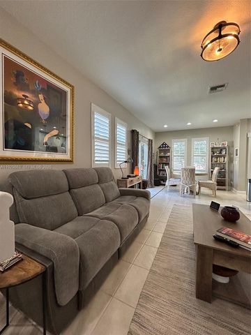 186 Evergrene Pkwy, Palm Beach Gardens, FL 33410