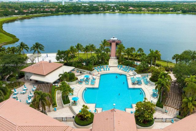 186 Evergrene Pkwy, Palm Beach Gardens, FL 33410