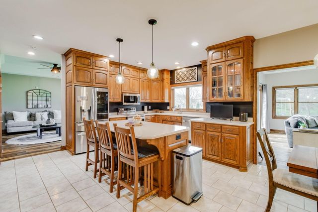 2889 Stoneybrook Drive 2889 Stoneybrook Drive, Lima, OH 45805