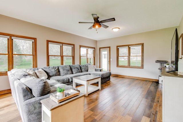 2889 Stoneybrook Drive 2889 Stoneybrook Drive, Lima, OH 45805