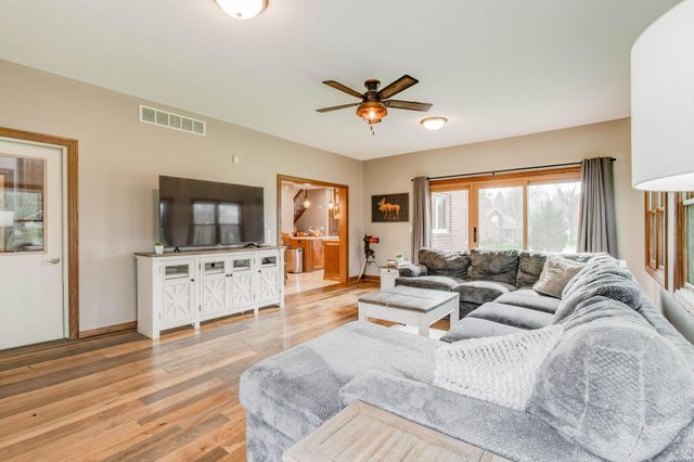 2889 Stoneybrook Drive 2889 Stoneybrook Drive, Lima, OH 45805