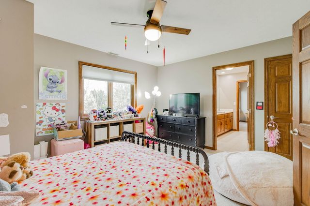 2889 Stoneybrook Drive 2889 Stoneybrook Drive, Lima, OH 45805