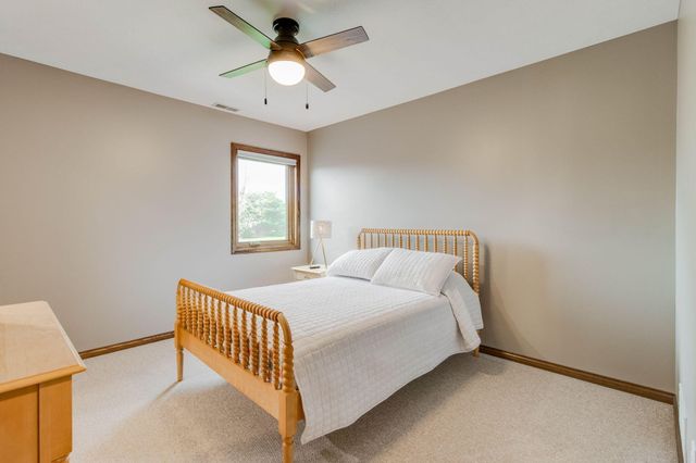 2889 Stoneybrook Drive 2889 Stoneybrook Drive, Lima, OH 45805