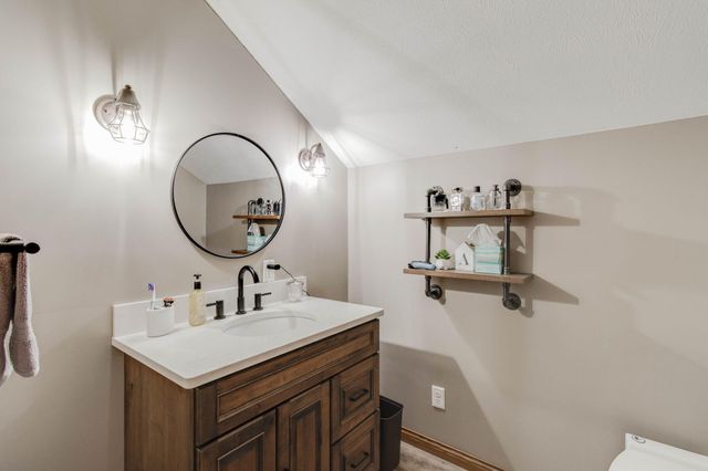 2889 Stoneybrook Drive 2889 Stoneybrook Drive, Lima, OH 45805