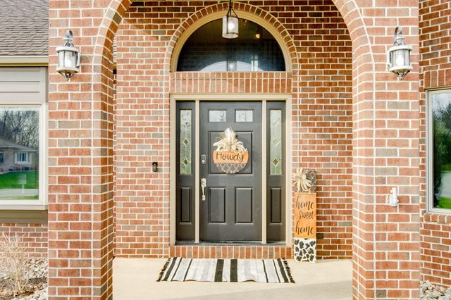 2889 Stoneybrook Drive 2889 Stoneybrook Drive, Lima, OH 45805