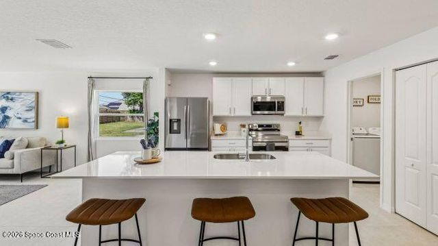 142 Fayetteville Street SW, Palm Bay, FL 32908