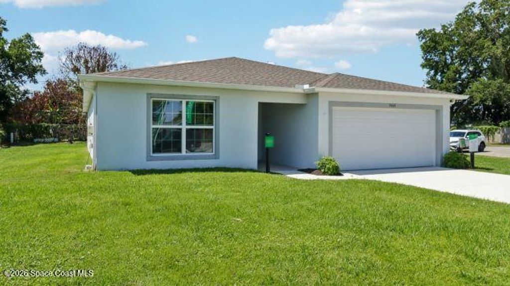 142 Fayetteville Street SW, Palm Bay, FL 32908