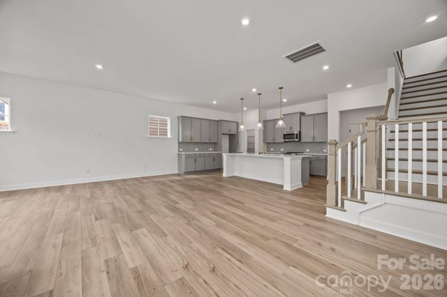 7418 Westrow Avenue, Charlotte, NC 28278