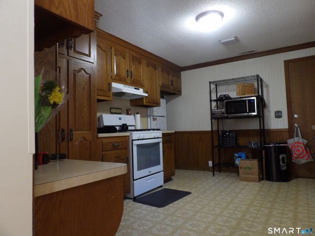 112 Putnam Street, Bristol, CT 06010