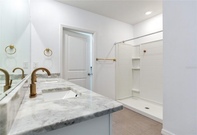 2412 KNIGHT ISLAND DRIVE, Brandon, FL 33511